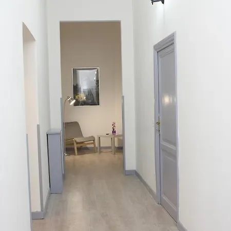 Large In San Paolo